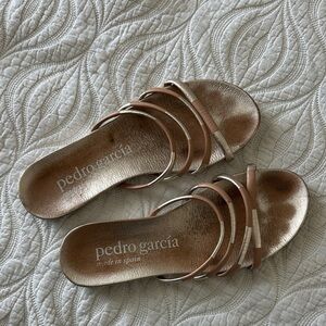 PEDRA GARCIA Flat Sandals